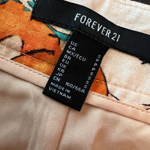 Button down tropical skirt - Picture 3 of 3